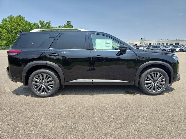 new 2025 Nissan Pathfinder car, priced at $44,794