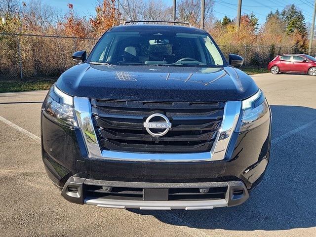 new 2025 Nissan Pathfinder car, priced at $49,784