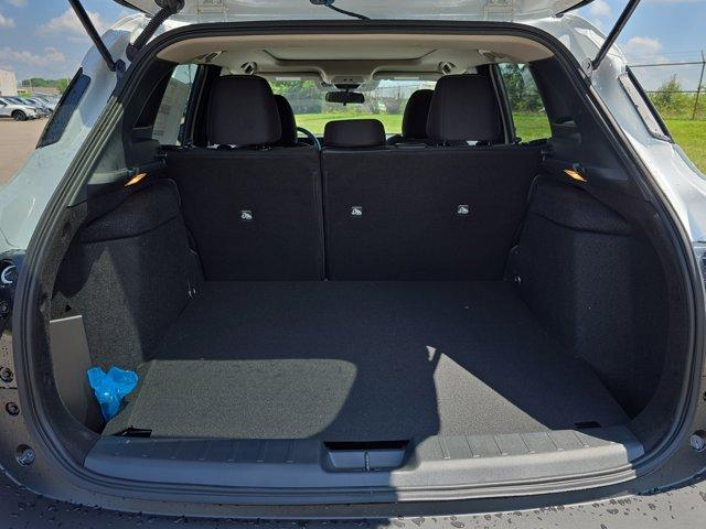 new 2025 Nissan Kicks car, priced at $26,338