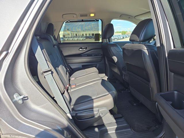used 2025 Nissan Pathfinder car, priced at $39,000