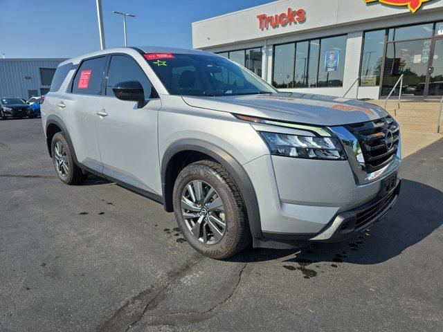 used 2023 Nissan Pathfinder car, priced at $28,900