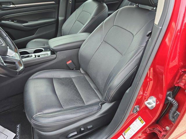 used 2023 Nissan Altima car, priced at $23,700