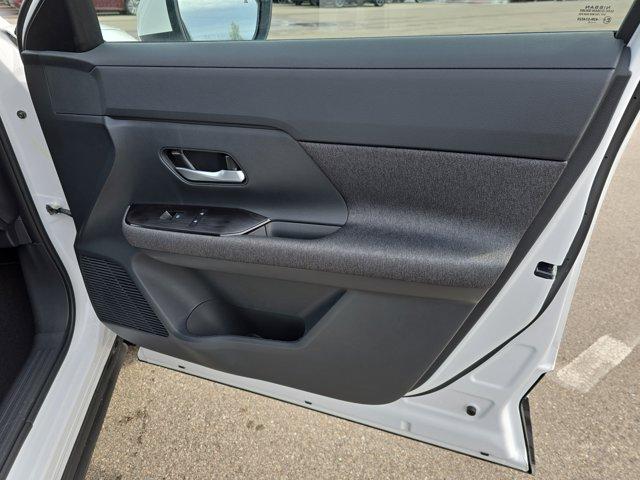 new 2025 Nissan Kicks car, priced at $26,280