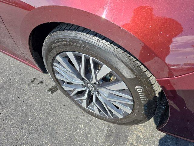 used 2023 Nissan Altima car, priced at $19,400