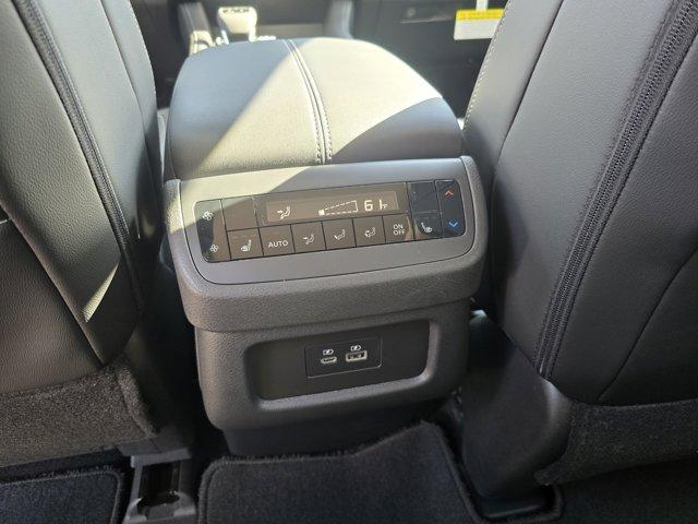 new 2025 Nissan Pathfinder car, priced at $39,085