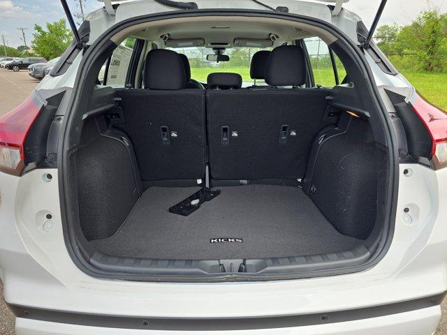 new 2025 Nissan Kicks Play car, priced at $22,857