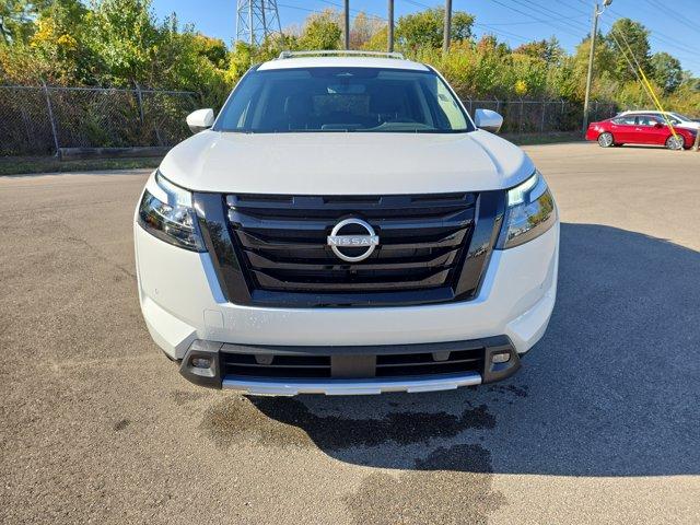 new 2025 Nissan Pathfinder car, priced at $39,085