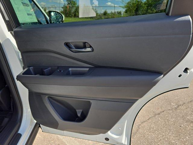 new 2025 Nissan Pathfinder car, priced at $41,764