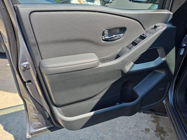 used 2024 Nissan Frontier car, priced at $37,900