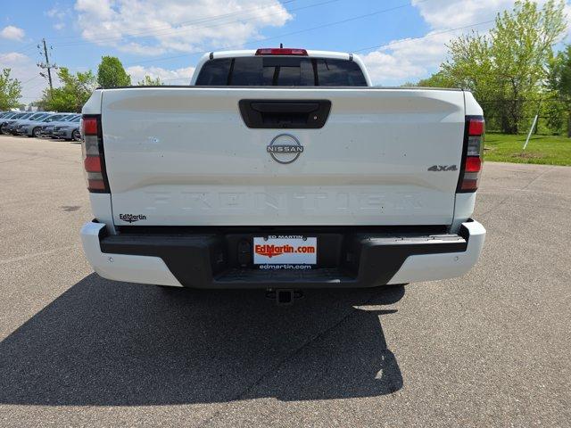 new 2025 Nissan Frontier car, priced at $40,156