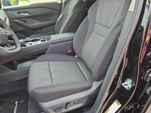 new 2025 Nissan Rogue car, priced at $31,116