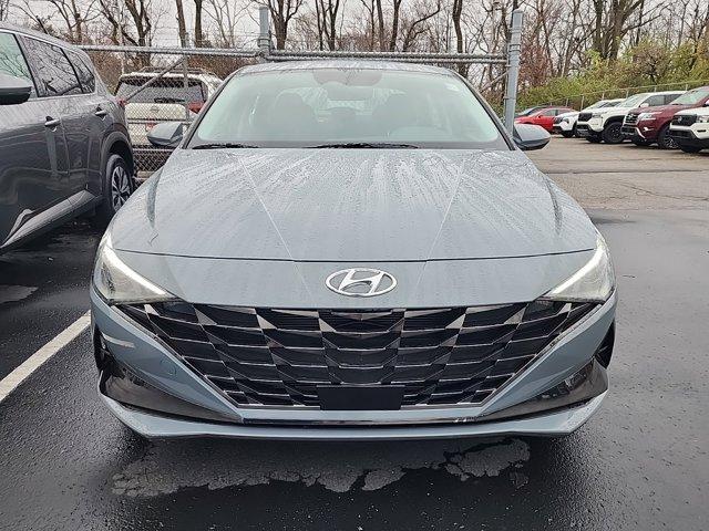 used 2022 Hyundai Elantra car, priced at $20,109