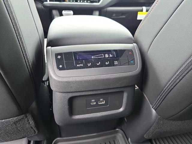 new 2025 Nissan Pathfinder car, priced at $39,069