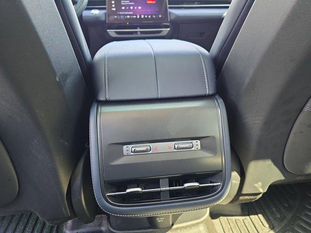used 2025 Lincoln Nautilus car, priced at $59,300
