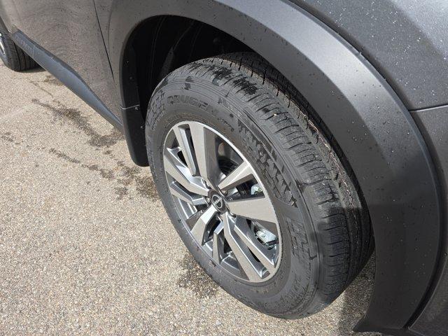new 2025 Nissan Pathfinder car, priced at $38,351