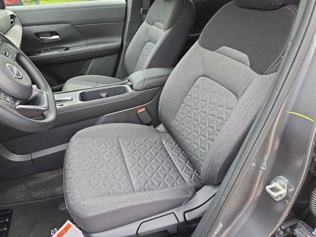 new 2025 Nissan Kicks car, priced at $25,896