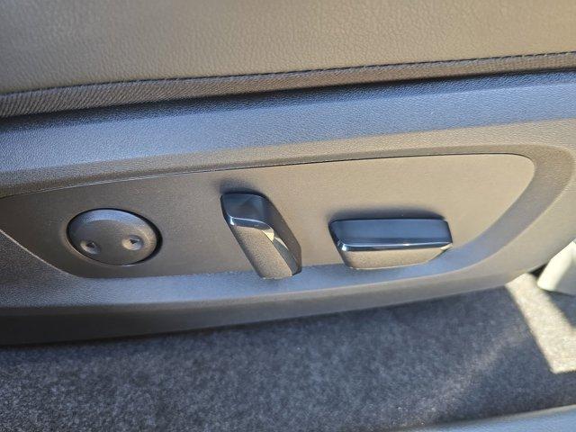 new 2025 Nissan Pathfinder car, priced at $39,085