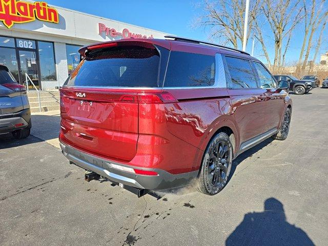 used 2024 Kia Carnival car, priced at $39,900