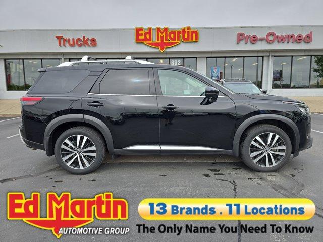 used 2024 Nissan Pathfinder car, priced at $43,400