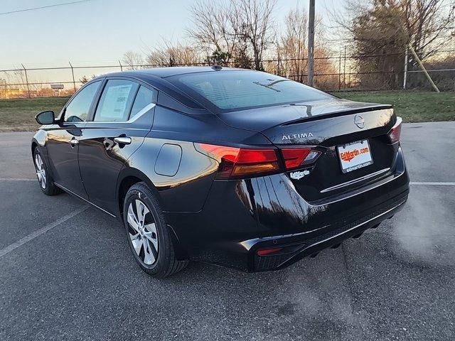 new 2025 Nissan Altima car, priced at $25,888