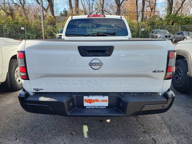 new 2025 Nissan Frontier car, priced at $35,227