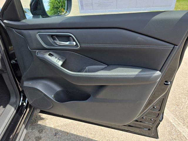 new 2025 Nissan Rogue car, priced at $39,690