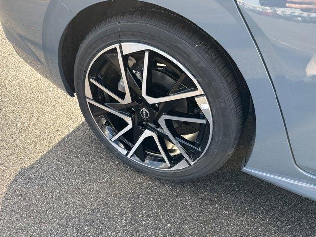 new 2025 Nissan Sentra car, priced at $27,598