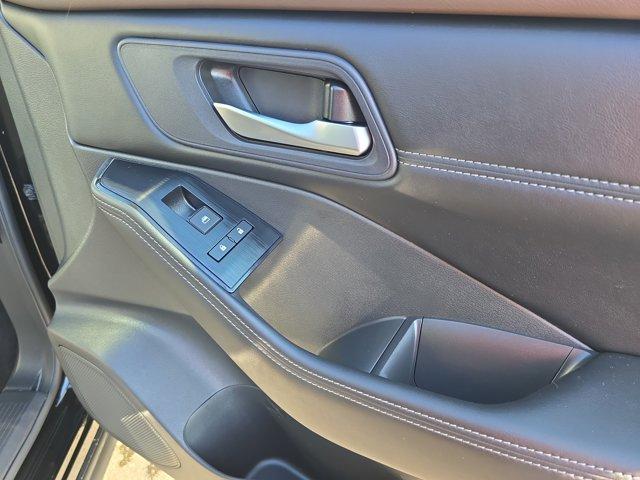 used 2023 Nissan Rogue car, priced at $25,999