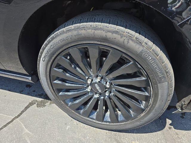 used 2018 Lincoln Navigator L car, priced at $29,900