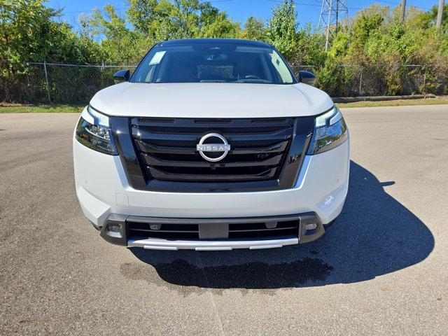 new 2025 Nissan Pathfinder car, priced at $46,313