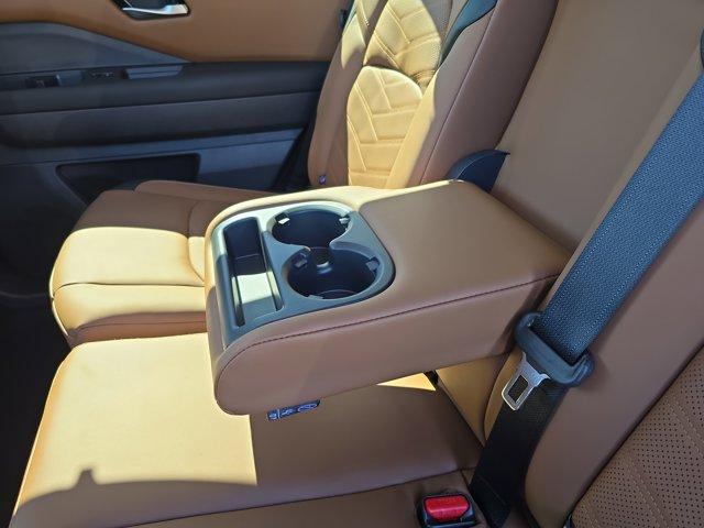 new 2025 Nissan Pathfinder car, priced at $46,313
