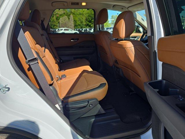 new 2025 Nissan Pathfinder car, priced at $46,313