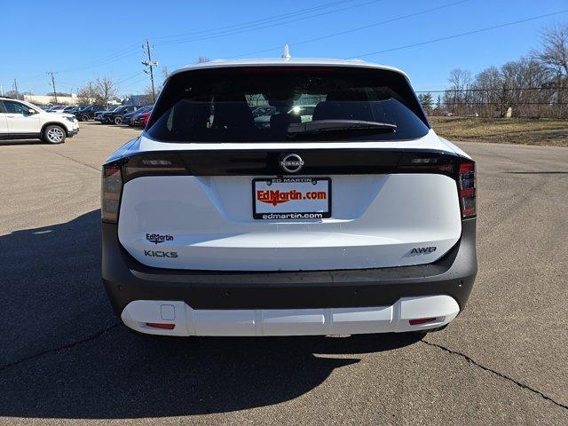 new 2025 Nissan Kicks car, priced at $27,782