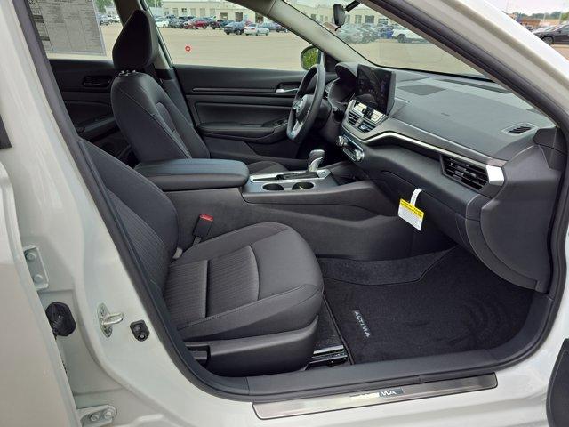 new 2025 Nissan Altima car, priced at $27,872