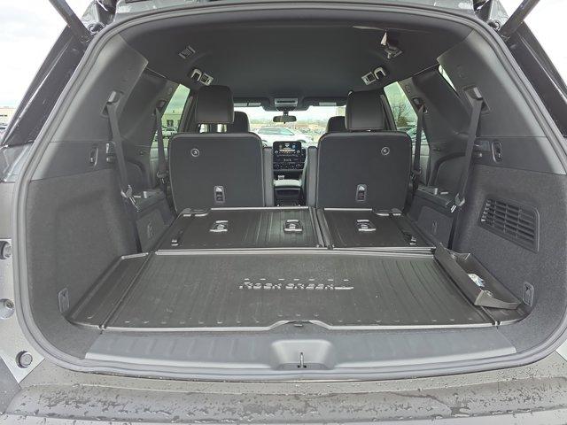 new 2025 Nissan Pathfinder car, priced at $40,406