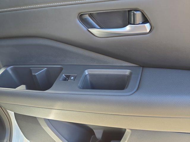new 2025 Nissan Pathfinder car, priced at $39,169