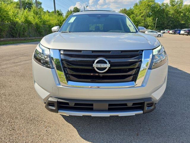 new 2025 Nissan Pathfinder car, priced at $45,630