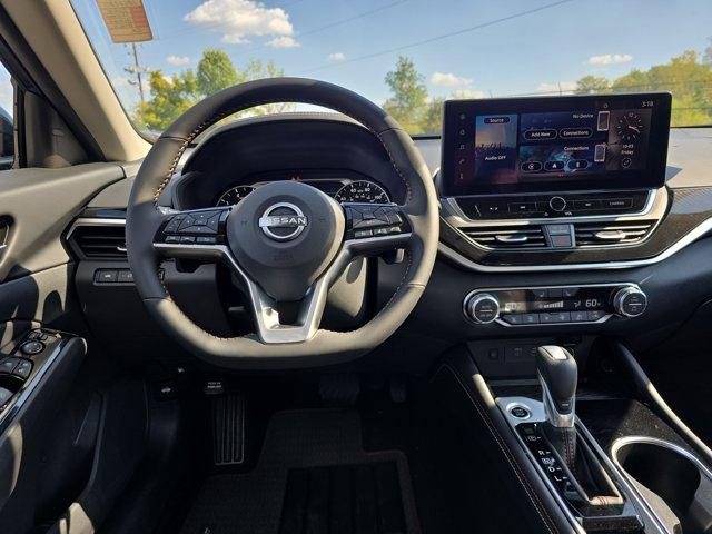 new 2025 Nissan Altima car, priced at $30,909