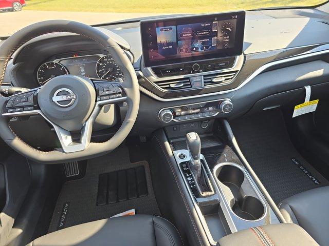 new 2025 Nissan Altima car, priced at $30,909