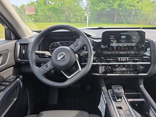 new 2025 Nissan Pathfinder car, priced at $45,149