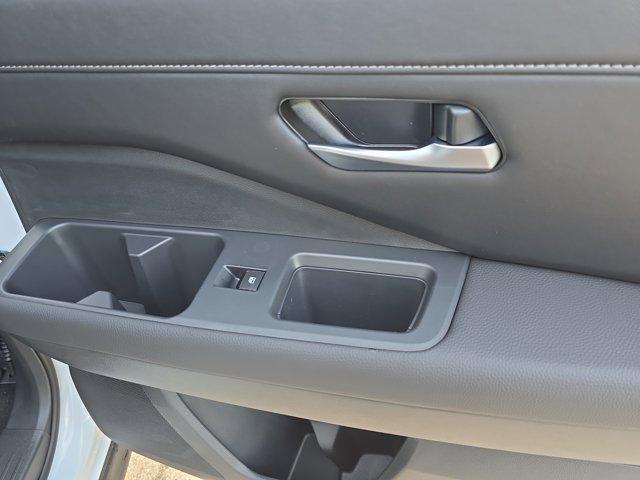 new 2025 Nissan Pathfinder car, priced at $45,149