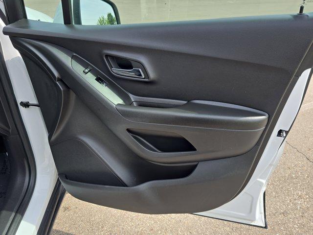 used 2022 Chevrolet Trax car, priced at $14,400