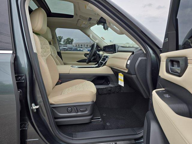 new 2025 Nissan Armada car, priced at $77,923