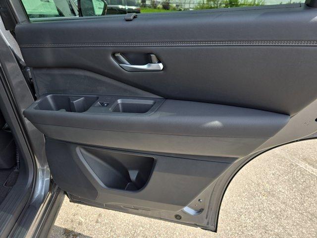 new 2025 Nissan Pathfinder car, priced at $47,267