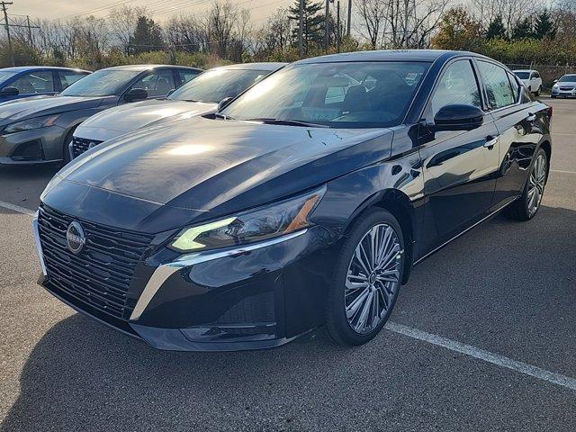 new 2025 Nissan Altima car, priced at $32,253