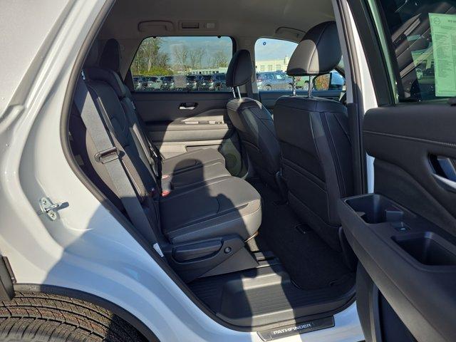 new 2025 Nissan Pathfinder car, priced at $39,848