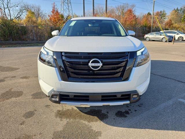 new 2025 Nissan Pathfinder car, priced at $39,848