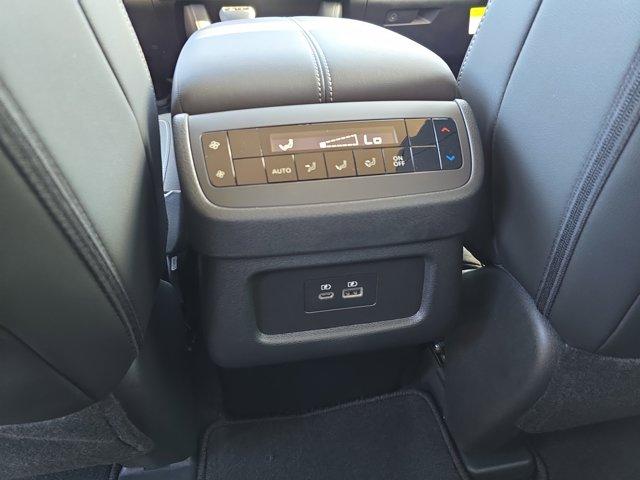 new 2025 Nissan Pathfinder car, priced at $39,848