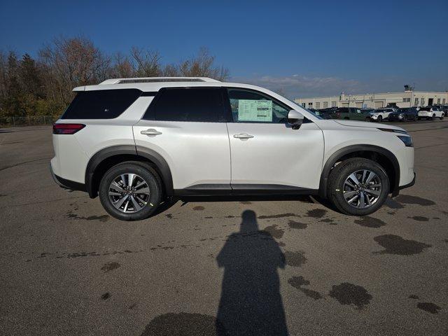 new 2025 Nissan Pathfinder car, priced at $39,848