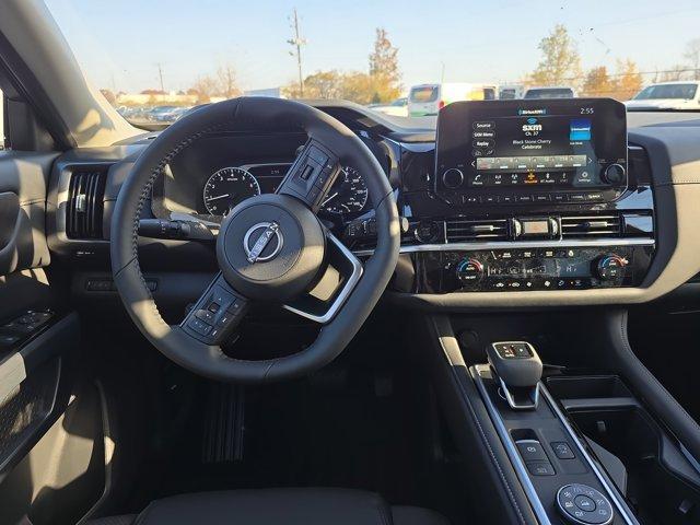 new 2025 Nissan Pathfinder car, priced at $39,848